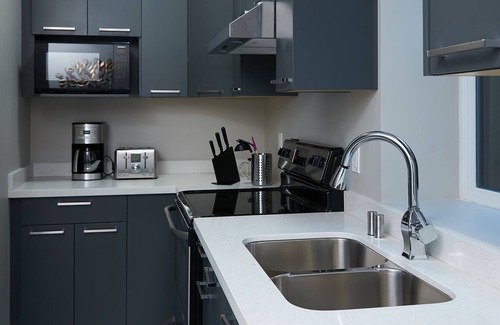 Burnaby Apartment | Family Friendly 3Bed Rooms Basement Suite, The Chateau -Modern & Luxurious