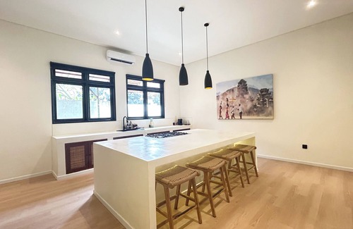 Sanur Villa | Family‑Friendly 3BR Villa Andani w/Garden & Study Room, 7 min to Sanur Beach