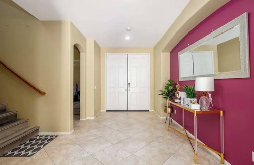 Menifee House | Family-friendly 5 Bed/3 Bath House with Gym and Backyard