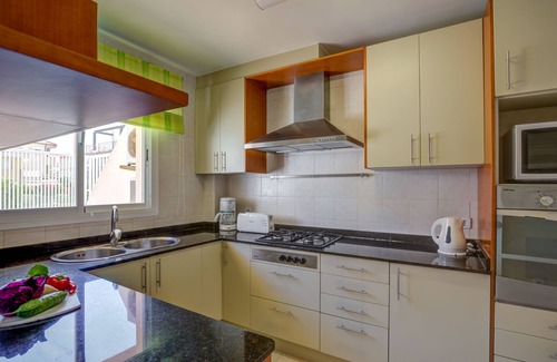 Puerto de Pollensa Apartment | Family friendly apartment with pool, close to all amenities and the Pinewalk.