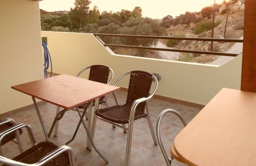 Pitsidia Apartment | Family Friendly Apartments For 6 Persons In A Quiet Village Called Pitsidia