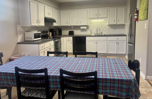 Chic's Beach House | Family friendly Beach house 400 Yards to Beach! Sleeps10