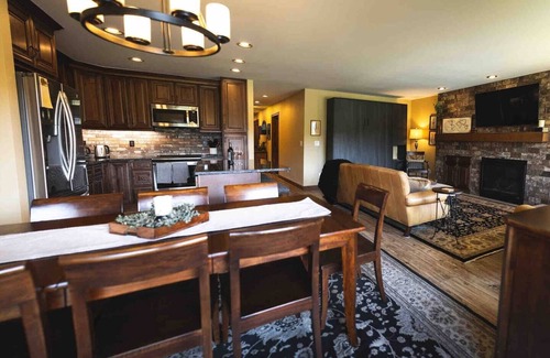 Downtown Leavenworth Condo | Family Friendly Bavarian Getaway