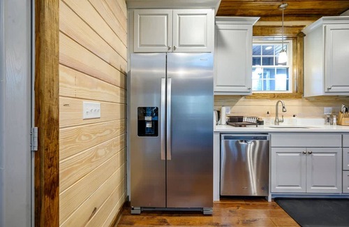 Broken Bow Apartment | Family-friendly Broken Bow Cabin w spa Game Room