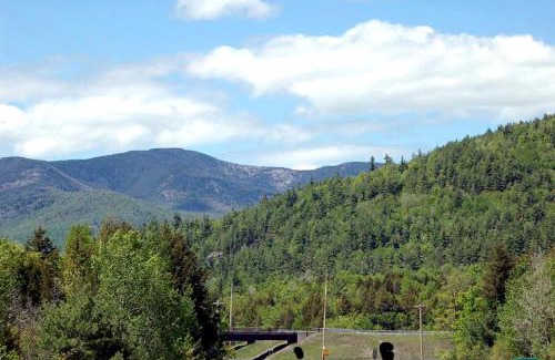 Schroon Lake House | Family-Friendly Cabin Rental near Schroon Lake in the Adirondacks of New York
