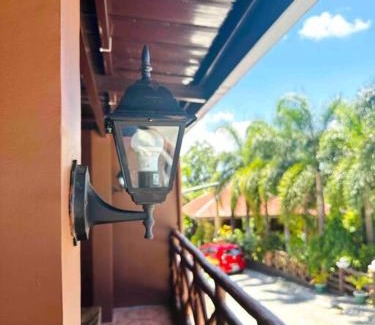 Alfonso Villa | Family-Friendly Cabin Hideaway, Alfonso Tagaytay