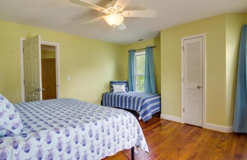 Cambridge House | Family-Friendly Cambridge Home with Fire Pit!