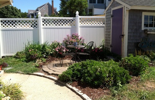 Plymouth House | Family Friendly Cape Cottage on PLYMOUTH Beach
