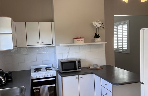 Katoomba House | Family Friendly Central Katoomba Cottage