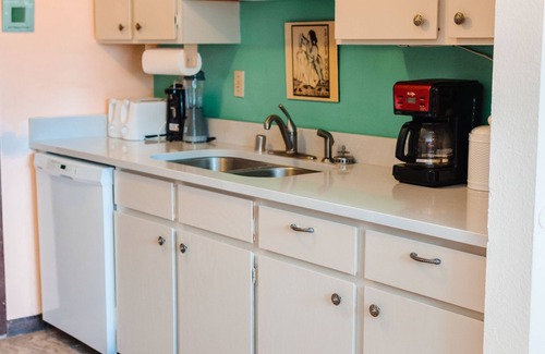 El Prado Condo | Family-friendly condo with easy access to all things outdoorsy.
