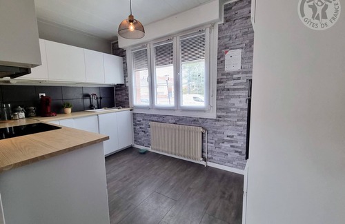 Dunkirk Cottage | Family-Friendly Cottage Near Malo-les-Bains Beach with Garden and Garage