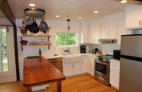 Alabama Gulf Coast House | Family Friendly Cottage With Pier and Beach on Mobile Bay