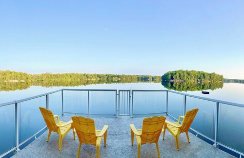 The Archipelago Cottage | Family Friendly Cottage on Spectacular Kapikog Lake Muskoka