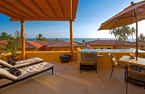 Bucerias Apartment | Family Friendly exclusive beach front condo at the heart of the Mexican Riviera