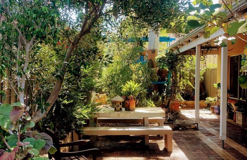 Fremantle House | Family friendly Fremantle Sanctuary