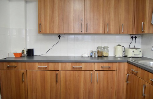 Prince's Apartment | Family-Friendly 3BD Flat with Garden, Vauxhall