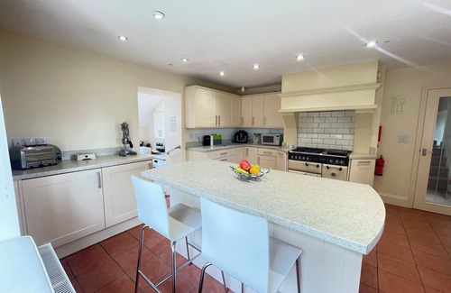 Ingoldisthorpe House | Family Friendly House, large 2 Acres,Sleeps 8,Near Sandringham & Coastal Beaches