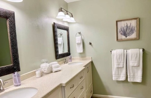 Mercer Island House | Family Friendly Home with easy access to downtown