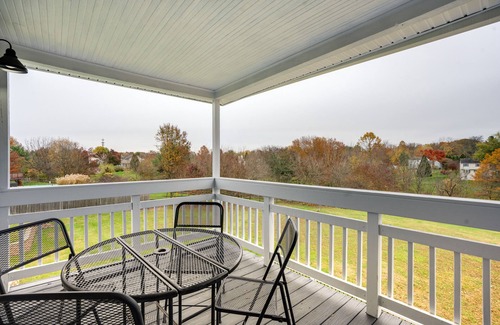 Mainland House | Family-Friendly Hatfield Home: 3 Mi to Downtown!