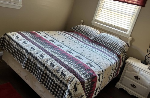 Newtown House | Family friendly home at the Hatfield McCoy Trails Plenty Room Close to Trails