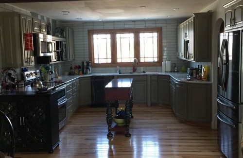 Spearfish House | Family friendly home - great for Summer and Fall activities or winter Holidays!