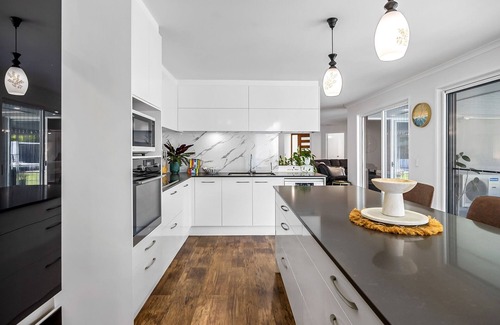 Buderim House | Family-Friendly Home with Private Pool and BBQ