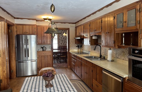 Land O Lakes House | Family friendly lakefront property on large wilderness estate with sandy beach