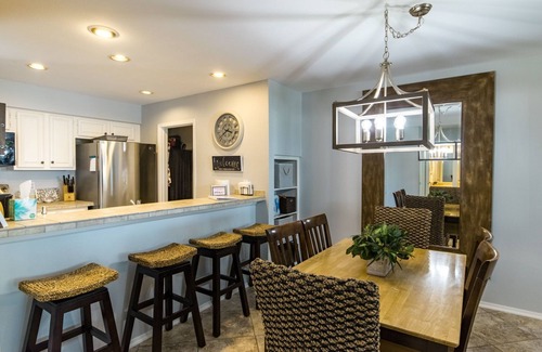Granite Shoals Condo | Family-Friendly Lake LBJ Getaway, Beach, Pool, 1 King bed, 1 Queen bed, View