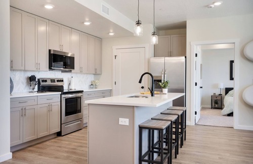 St. George Condo | Family Friendly Lagoon Get Away: Desert Color Lagoon + Beaches