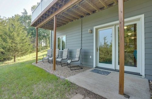 Yankton House | Family-Friendly ‘Lakeview Cottage’ w/Deck & View