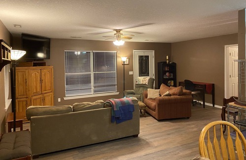 Mars Hill House | Family Friendly Mountain Home, 20 minutes to AVL and Skiing
