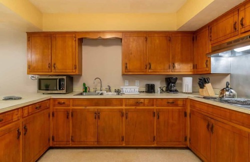 Columbus House | Family-Friendly Near Ft Moore! The Crimson Ranch