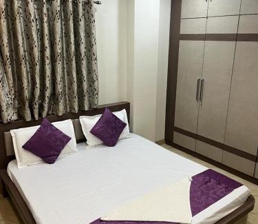 Mahmoorganj Apartment | Family Friendly - perfect apartment for guest.