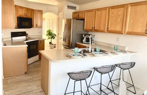 Superstition Springs House | Family friendly, Relaxing, Heated Pool+spa