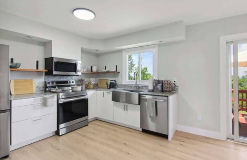 South Hill House | Family-Friendly Retreat near Cornell & Downtown