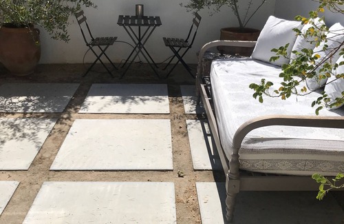 Altadena House | Family Friendly Sanctuary Near Mountains and Pasadena Attractions, Pool, Yard