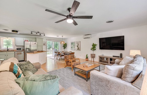 Saugerties House | Family-Friendly Saugerties Home w/Hot Tub & Games