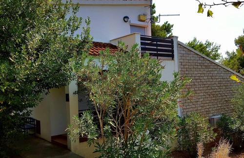 Medici Villa | Family-friendly sea front beach house sleeps 4-5 in Medići, Omiš, Split Riviera