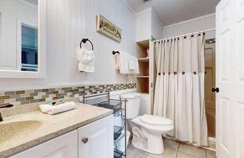 Miramar Beach House | Family-Friendly Townhome with Patio & Shared Pools - Walk Three Minutes to Beach
