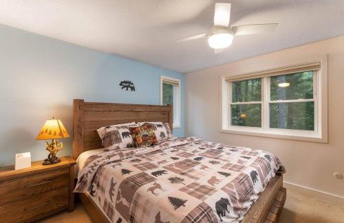 North Conway Apartment | Family-friendly townhouse in a great location!