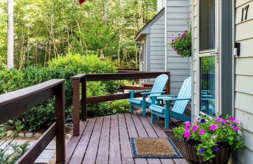 North Conway Apartment | Family-friendly townhouse in a great location!