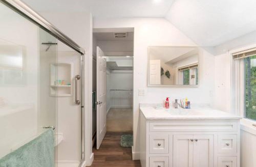 North Conway Apartment | Family-friendly townhouse in a great location!