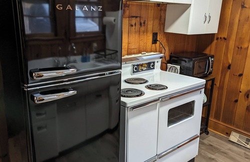 Black Mountain House | Family friendly home within walking distance to the lake and downtown.