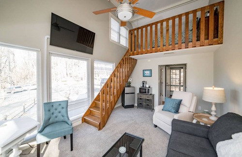 Lynchburg House | "Family-Friendly Retreat Near Downtown Lynchburg and Liberty"