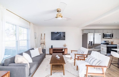 Madison Heights House | Family Friendly Getaway Near Downtown LYH
