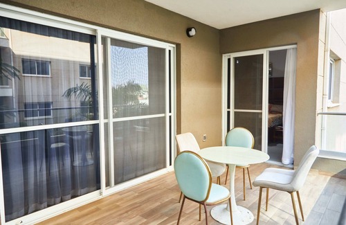 Accra Apartment | Family-Friendly & Work-Friendly Elegant Apartment close to shopping mall & beach