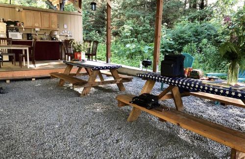 Bear Creek Other | Family Friendly Yurt Glamping, Perfect for an Alaskan Adventure