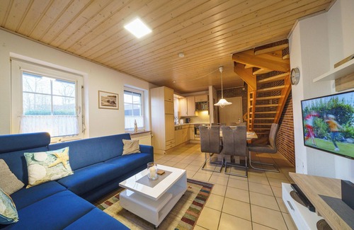 Otterndorf House | "Family fun and relaxation: Holiday home Achtern Diek 28A in Otterndorf!"