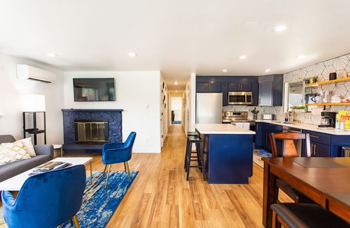 West End House | Family Fun Haven: Spacious Retreat with Games, Arcade & beautiful Kitchen