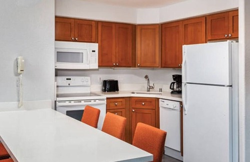 Uptown Design District Condo | Family fun in Palm Springs in this resort 2BD condo with resort amenities including kids pool